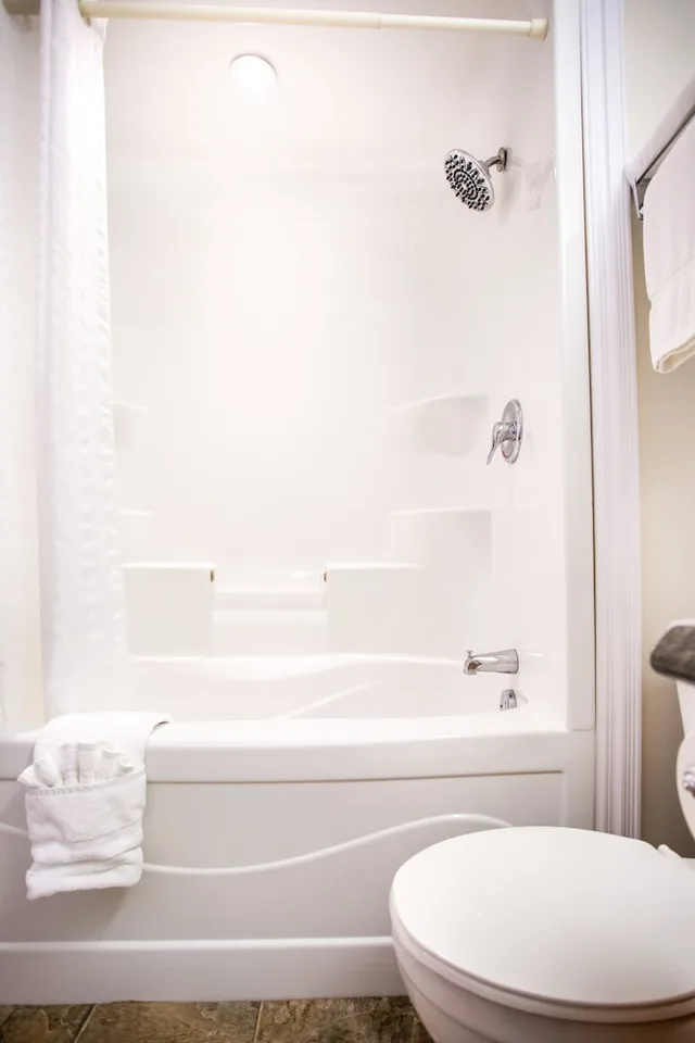 Royal Inn & Suites، كورنر بروك 48/50