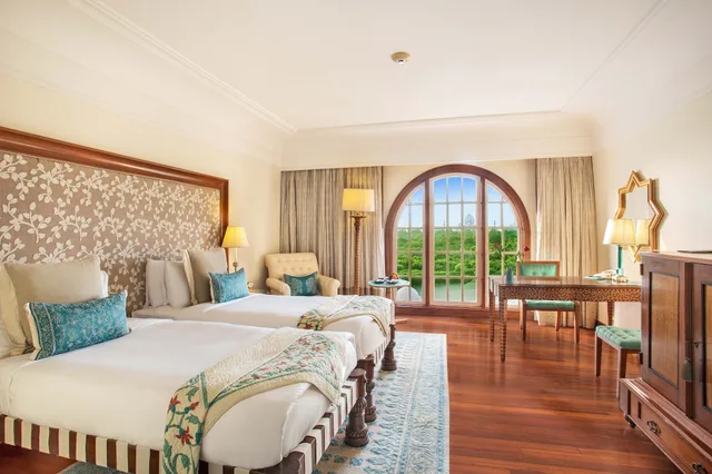 غرفة بريميير بسرير فردي، Oberoi Amarvilas 1/2
