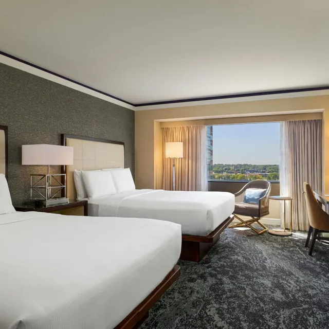 Guest Room, 2 Double Beds, Autograph Collection Henry 2/8