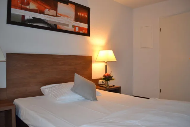 غرفة قياسية بسريرين منفصلين، Best Western Hotel Erlangen 6/10