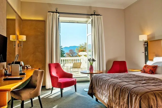 Lake, Deluxe, Double Bed, Terrace, Impérial Palace 1/2