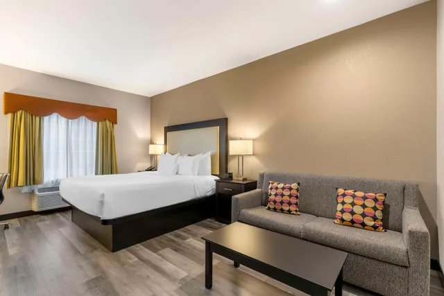 غرفة، Best Western Plus Des Moines West Inn & Suites 1/6