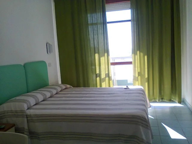 غرفة رباعية، Flaminio Hotel 1/2