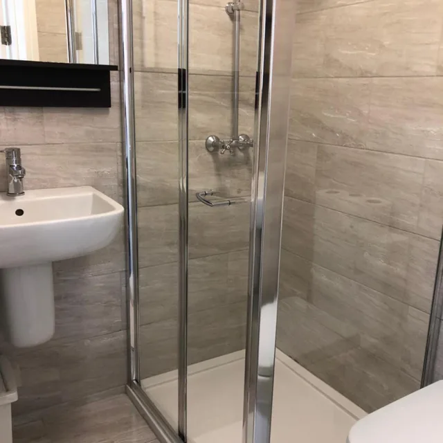 Room, Single, Private Bathroom, Plaza London Hotel 6/7