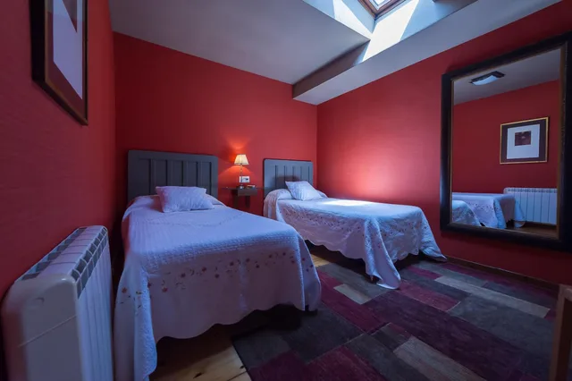 Room, Twin Beds, External Bathroom، Hotel Alto Sella 4/6