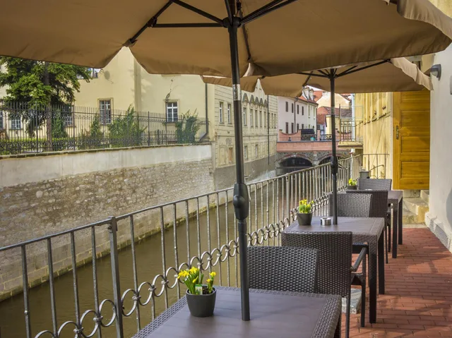جناح بغرفتين، Kampa Garden 1/1