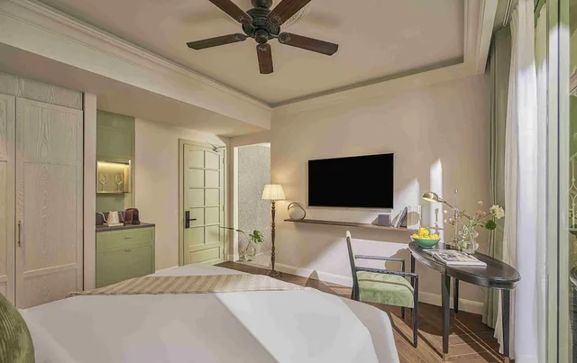 غرفة سوبيريور بسرير كينج، President Maison Signature by M Village, a brand of Modern Village Lifestyle 4/8