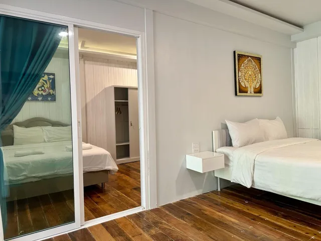 غرفة عائلية بسرير كينج وسرير فردي، Kata Garden Resort 3/3