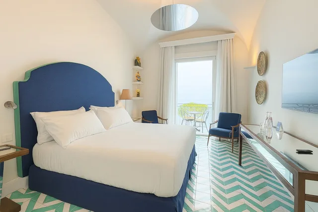 غرفة بإطلالة على البحر، Grand Hotel Europa Palace 3/10