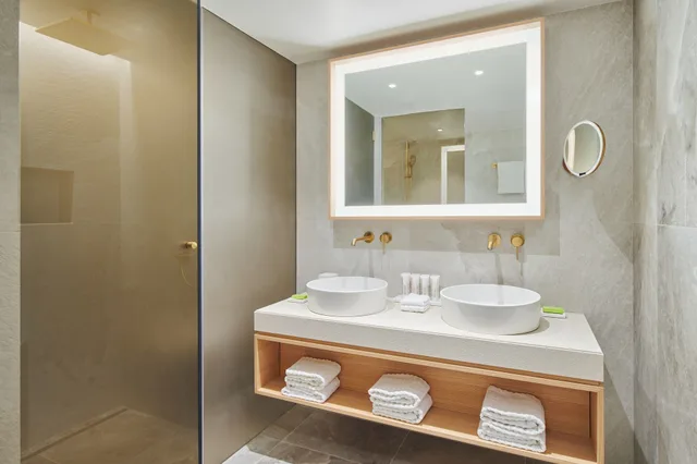 1 Bedroom, Suite, Le Meridien Lav 9/10