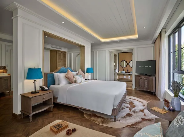 جناح تنفيذي بسرير كينج، Mercure Da Lat Resort 1/3
