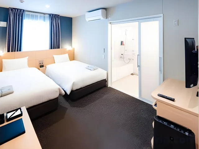 Universal، Jr Clement Inn Imabari 1/1