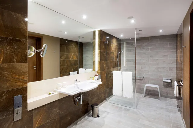 غرفة، DoubleTree By Hilton Hotel and Conference Centre Warsaw 3/3