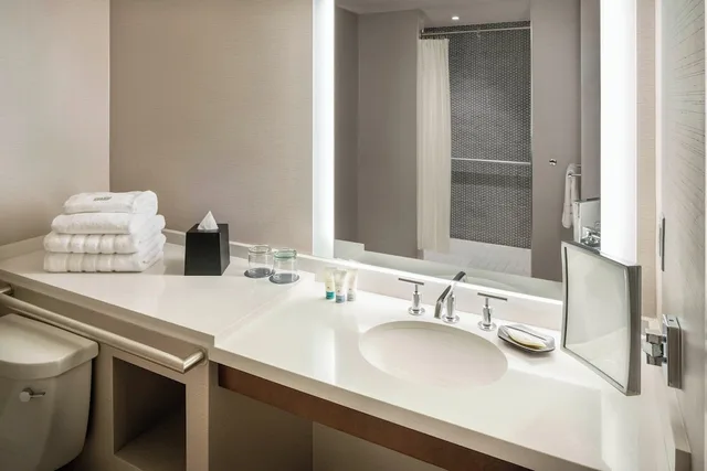 Traditional, 2 Queen Beds, The Westin South Coast Plaza 7/10