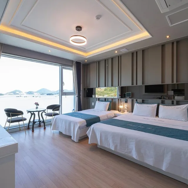 غرفة عائلية بإطلالة على البحر، Hotel The One Yeosu 2/10