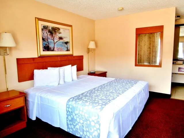 غرفة بسرير كينج، Americas Best Value Inn Alachua 1/1