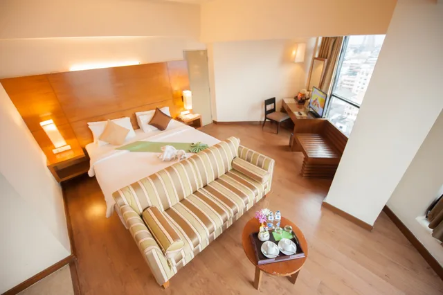 Executive, The Seasons Pattaya 3/3