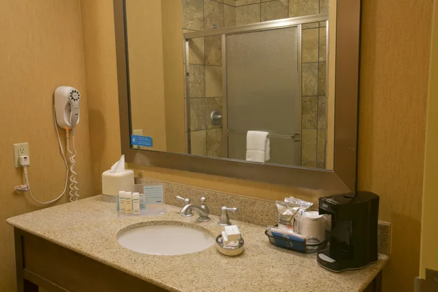 غرفة بسرير كينج لذوي الإعاقة، Hampton Inn And Suites Wiggins 3/3