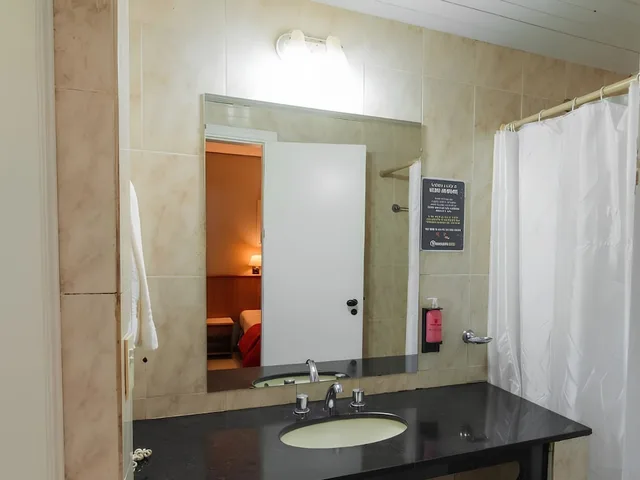 غرفة عائلية ثلاثية بسرير مزدوج وسرير فردي، Marcopolo Suites Iguazu 6/10