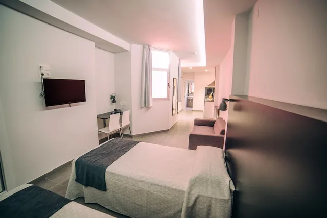 Interior, Studio, Queen Bed, Mannix Urban Apartments 1/3