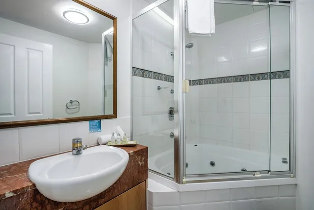 1 Bedroom, Roof Top, Queen Bed، LANDMARK RESORT 6/8