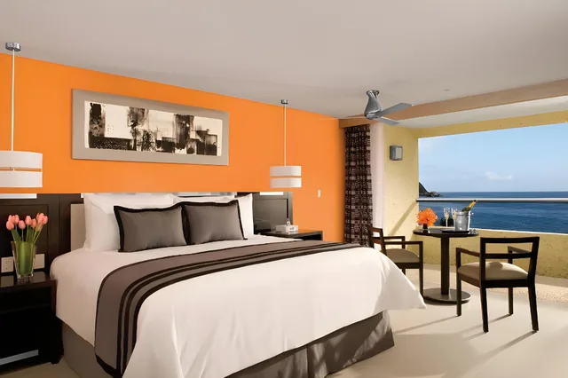 Preferred, Club, Deluxe, King Bed, Sea Front، Dreams Huatulco Resort Spa All Inclusive 1/1