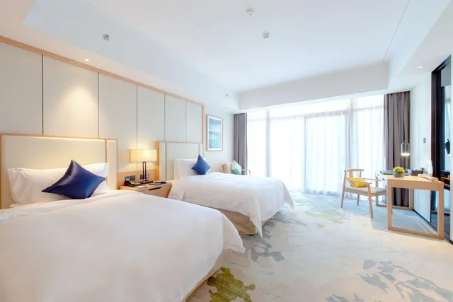 غرفة بسريرين منفصلين وسرير كينج، Siko Grand Hotel Suzhou Yangcheng 1/4