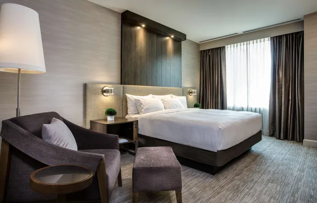 غرفة بسرير كينج لذوي الإعاقة، Hyatt Chicago Magnificent Mile Formerly Wyndham Chicago 4/8