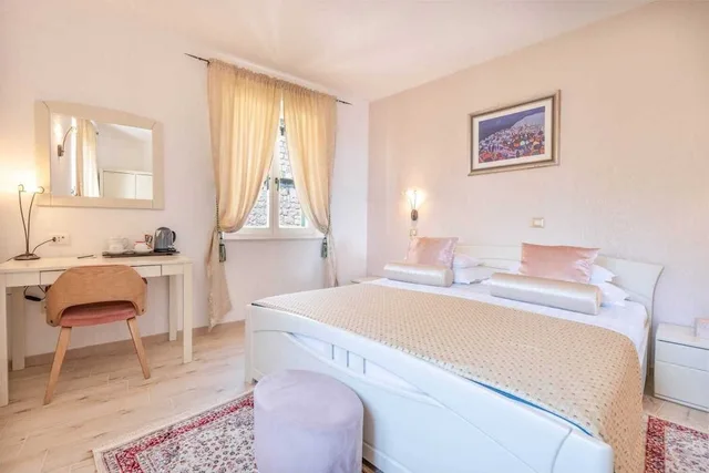 جناح جونيور بسريرين كينج بإطلالة على البحر بغرفتي نوم، HOTEL PARK HVAR 4/5