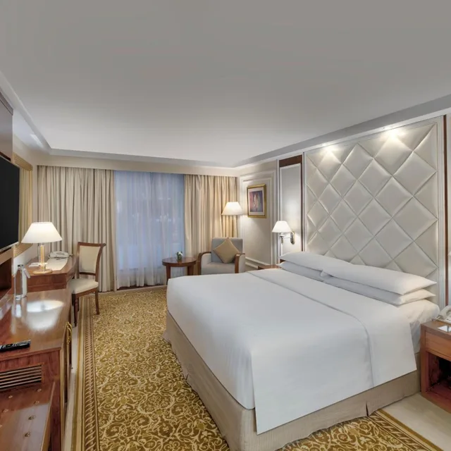 Guest Room, Deluxe, King Bed, ISLAMABAD MARRIOTT HOTEL 7/10