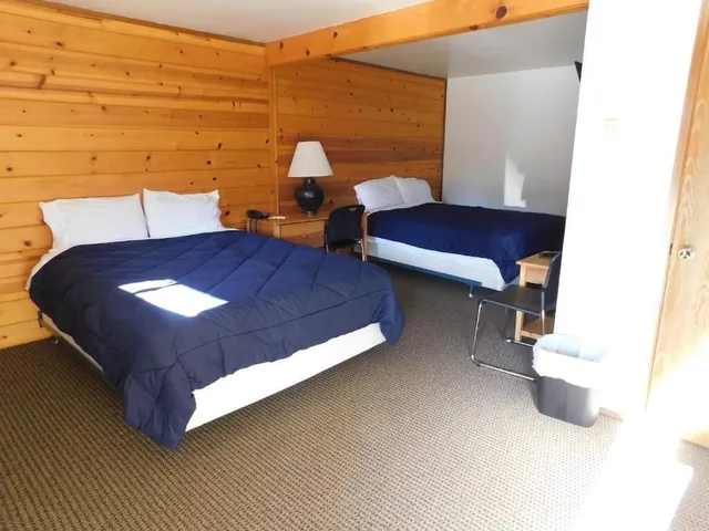 جناح بسريرين كوين بمطبخ صغير، Packwood Inn 2/4