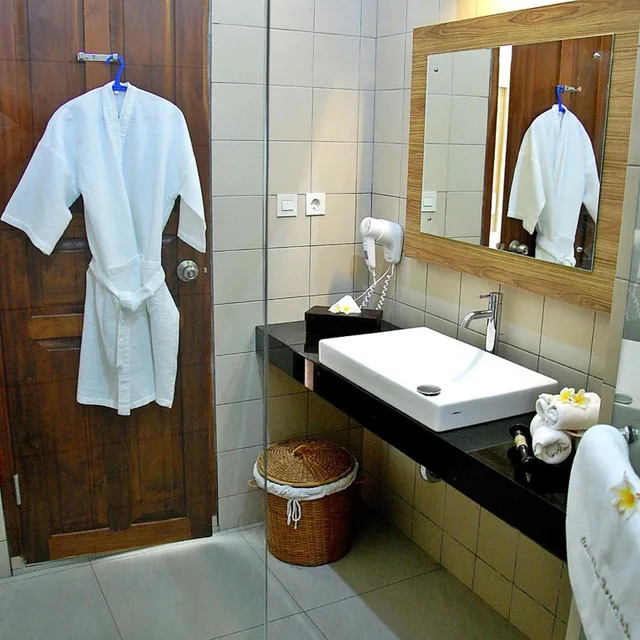 بنغل بسرير مزدوج بإطلالة على الحديقة، Bali Dive Resort And Spa 8/10