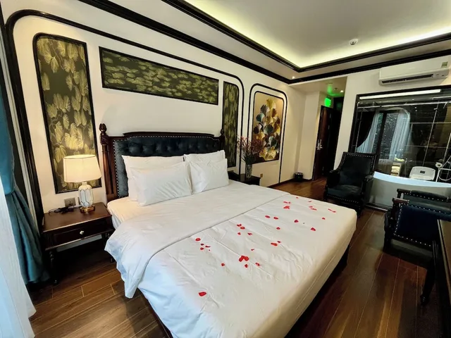 غرفة ديلوكس بسرير كوين، Royal Hanoi Hotel 9/10