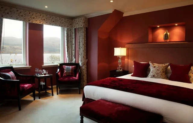 غرفة بريميوم بسريرين منفصلين بإطلالة على البحيرة، Loch Ness Cottages 1/7