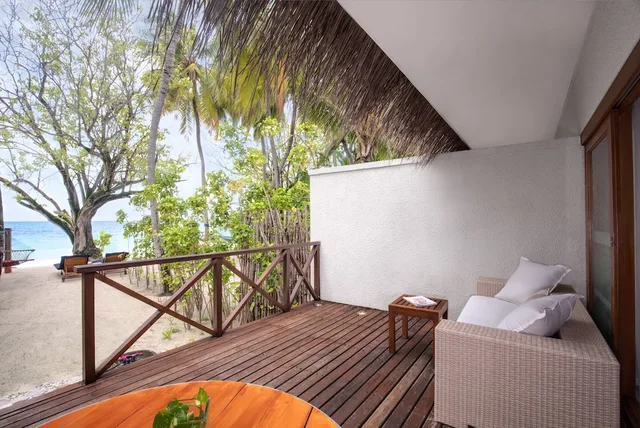 Beach Villa, Deluxe, King Bed, Ocean View, Taj Coral Reef Resort and Spa 3/9