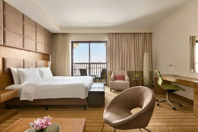 Executive, Suite, King Bed, Traders Hotel, Qaryat Al Beri, Abu Dhabi 1/3
