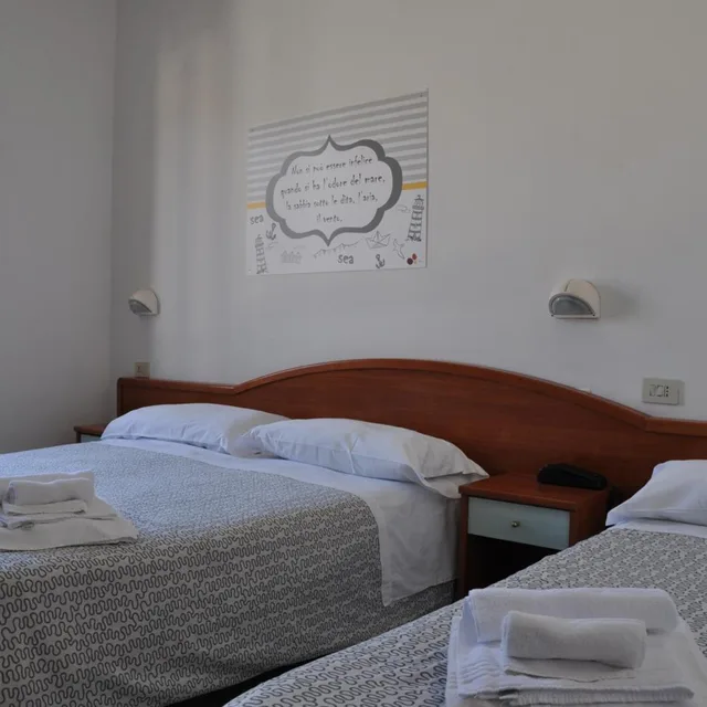 غرفة ثلاثية، Hotel Villa Caterina 8/10