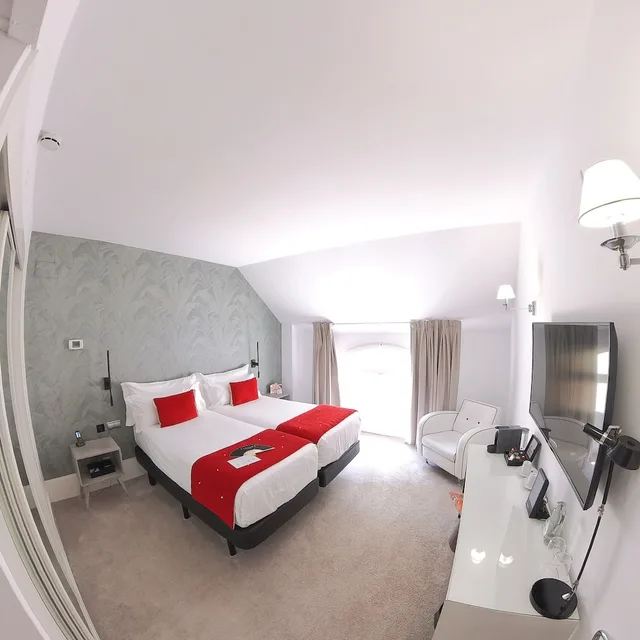 غرفة قياسية بسريرين منفصلين، Mariposa Hotel Ex Room Mate Lola 2/5