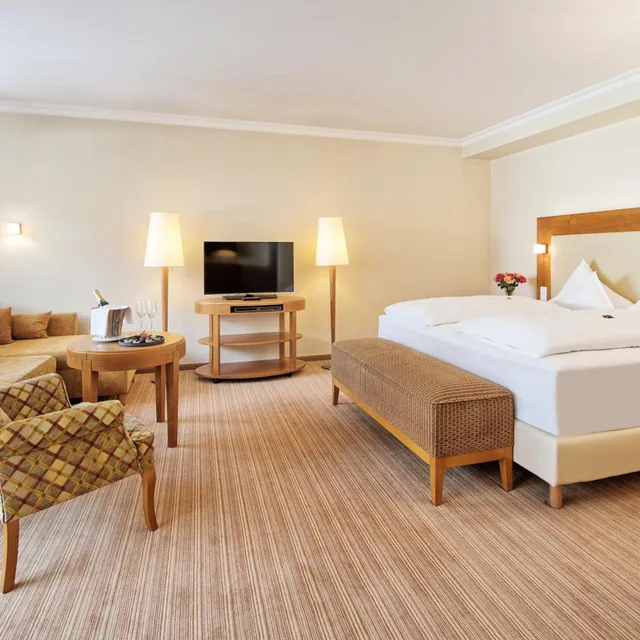 Junior Suite, Balcony, Thermenhotel Ronacher Superior 3/10