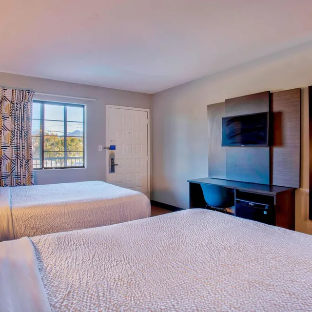 غرفة رباعية لذوي الإعاقة، Motel6 Kingman, AZ - Route 66 East 5/9