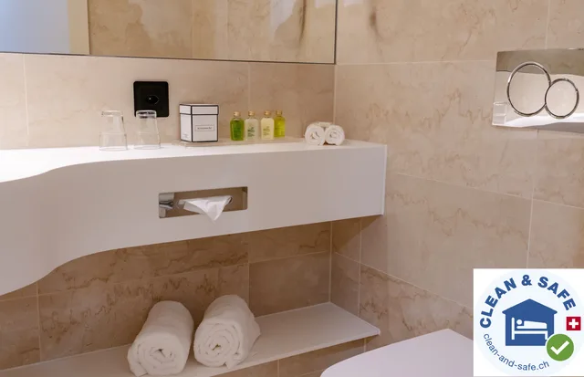 جناح تنفيذي، Nash Suites Hotel 2/3