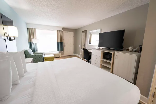 غرفة بسرير كينج لذوي الإعاقة، Best Western Seaside Inn 3/9
