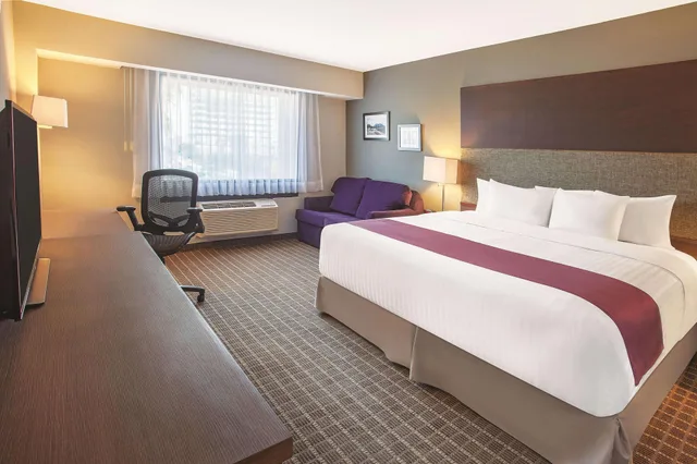 غرفة بسرير كينج، CHN Hotel Monterrey Centro, Trademark Collection by Wyndham 2/2