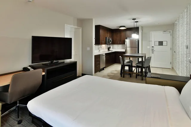 1 Bedroom, Suite, Accessible, Residence Inn by Marriott Eau Claire 4/10