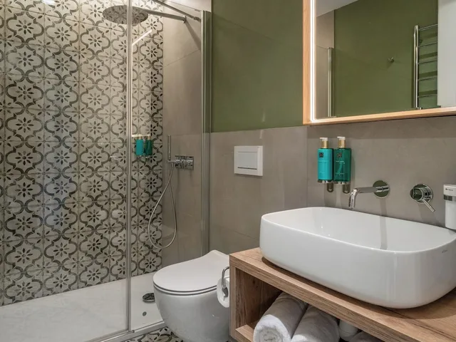 City, Studio, King Bed، Hotel Modra Ruze 5/6
