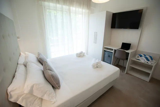 غرفة ديلوكس بسرير مزدوج بشرفة، Hotel Maestri 1/10