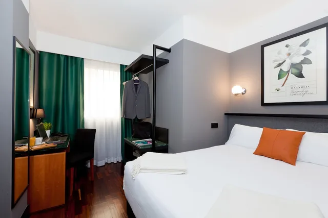 غرفة مفردة بسرير كوين، Hotel Malcom Barret 1/2