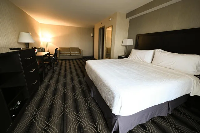 غرفة سوبيريور بسرير كينج، The Hotel Ml 1/8