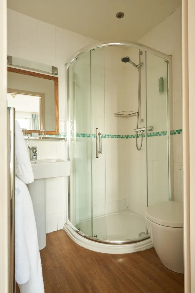 غرفة سيغنتشر بسريرين منفصلين، Great Western Hotel 4/4