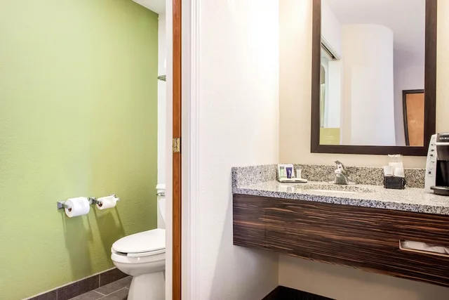 غرفة قياسية بسرير كوين، Sleep Inn & Suites Columbus South 6/6